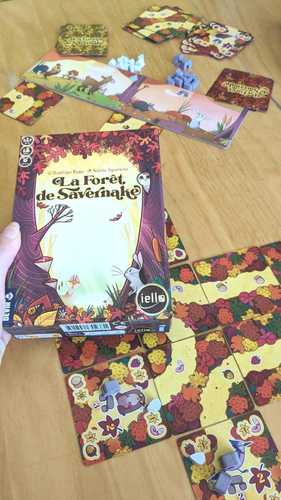 Mon avis sur La forêt de Savernake, l'adorable jeu de placement de cartes stratégique